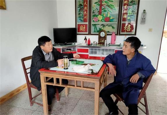 市人大代表李季：冲锋在前，履职为民